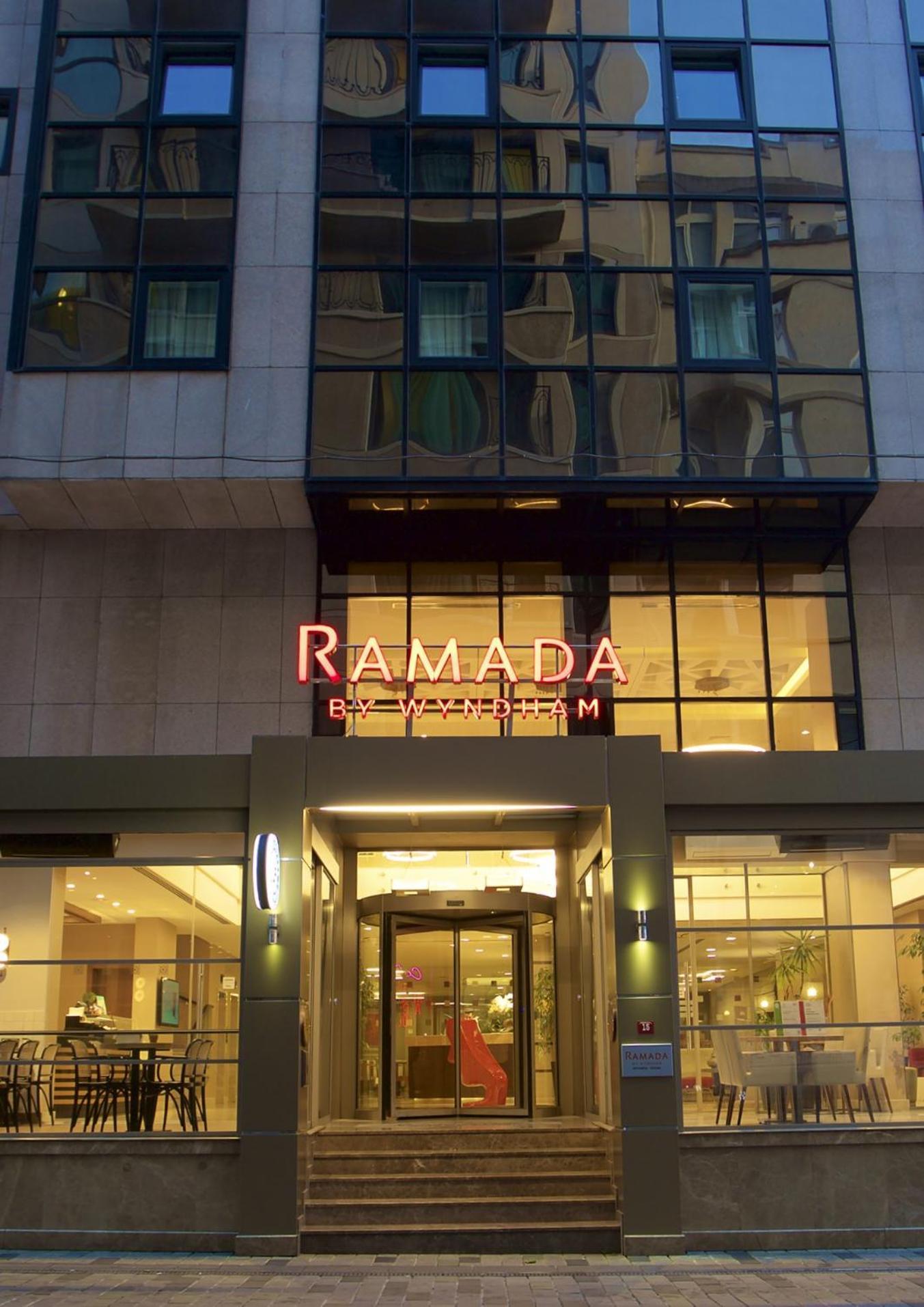 فندق اسطنبولفي  فندق رامادا باي ويندهام إسطنبول تقسيم المظهر الخارجي الصورة